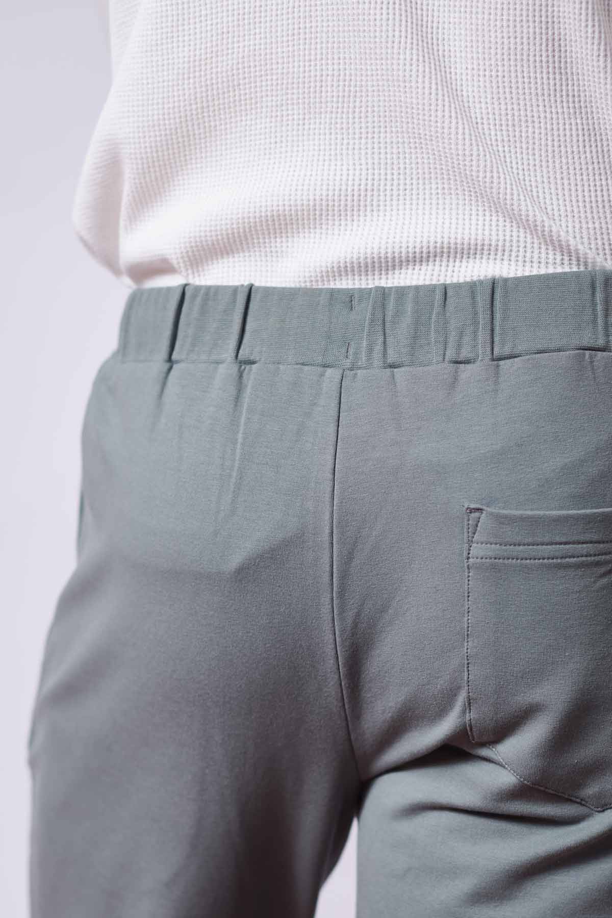 Lundhags Authentic II Hiking Pants Short/Wide - Granite/Charcoal 834 |  BIKE24